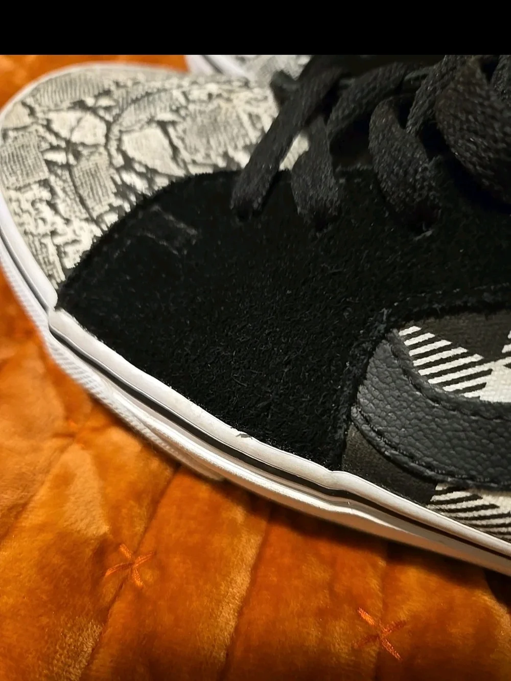 Vans SK-8 High-Top Sneakers in Black & White Snake Print MENS 8,xlnt.cond.cool..